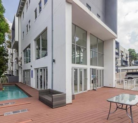 Epic Lux 8-12 Apartment Johannesburg Ngoại thất bức ảnh