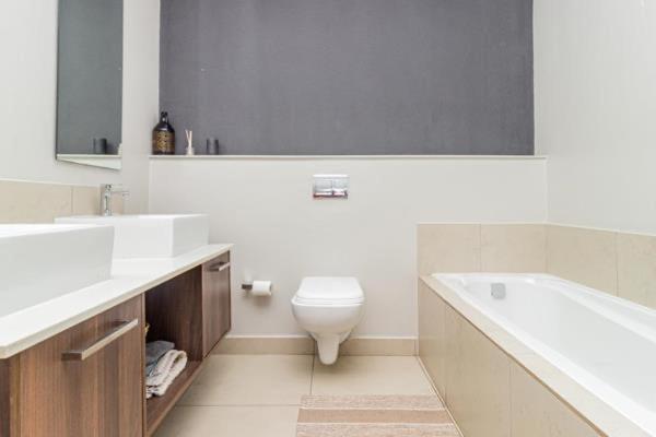 Epic Lux 8-12 Apartment Johannesburg Ngoại thất bức ảnh